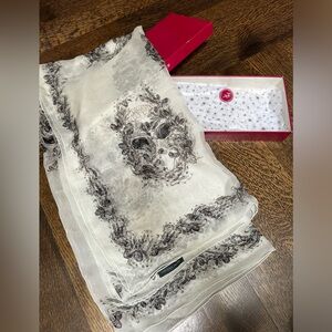 Alexander McQueen large silk skull scarf